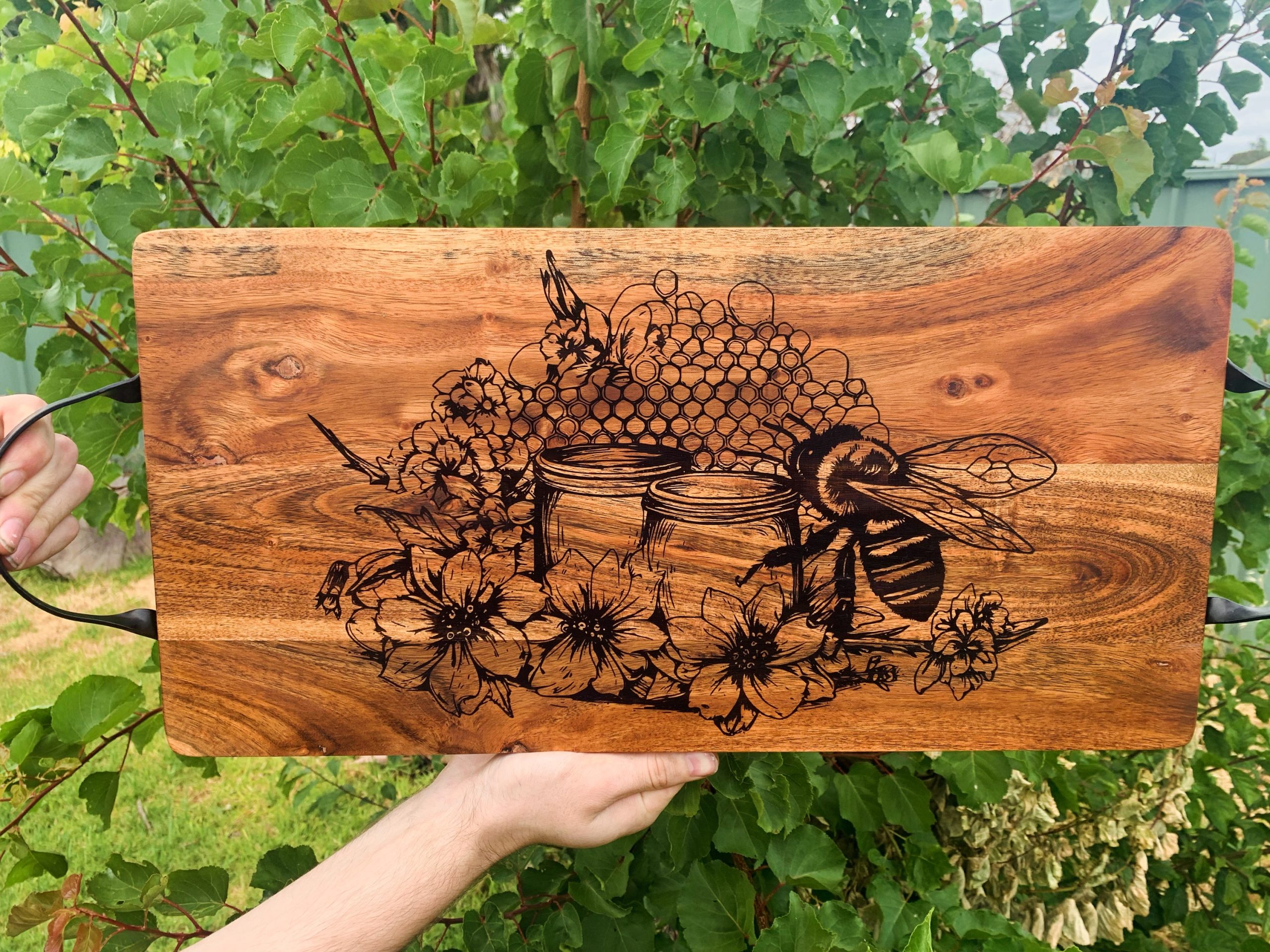 Bee With Honey Serving / Charcuterie Board